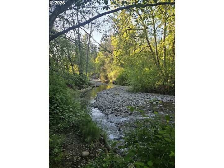 Property Photo:  15823 SE Basalt Ct  OR 97089 