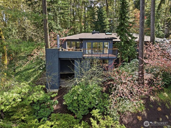 Property Photo:  14317 SE 49th Street  WA 98006 