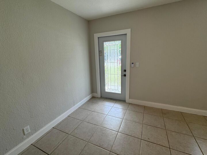 Property Photo:  1508 NW 1st Avenue  FL 33311 