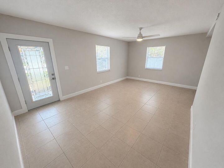 Property Photo:  1508 NW 1st Avenue  FL 33311 