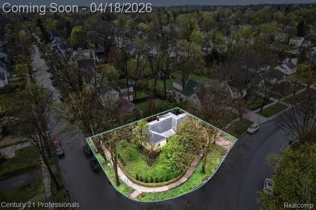 Property Photo:  1001 Arborview Boulevard  MI 48103 