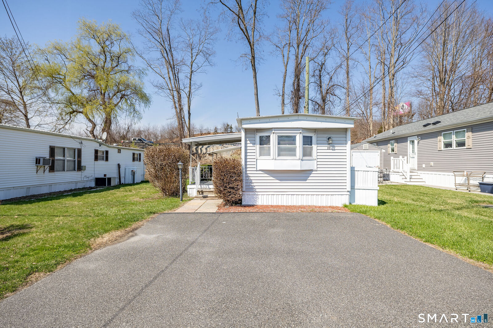 Property Photo:  32 Greenlawn Drive  CT 06810 