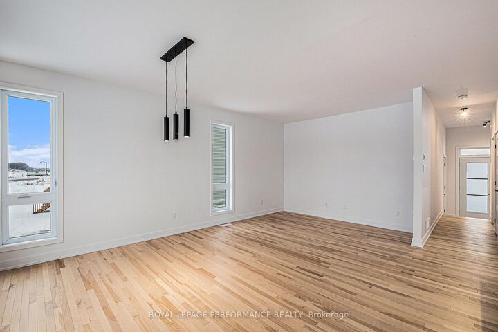 Property Photo: 94 Rutile Street ON K4K 0M6