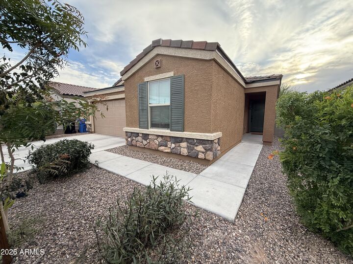 Property Photo:  5838 S 23rd Drive  AZ 85041 