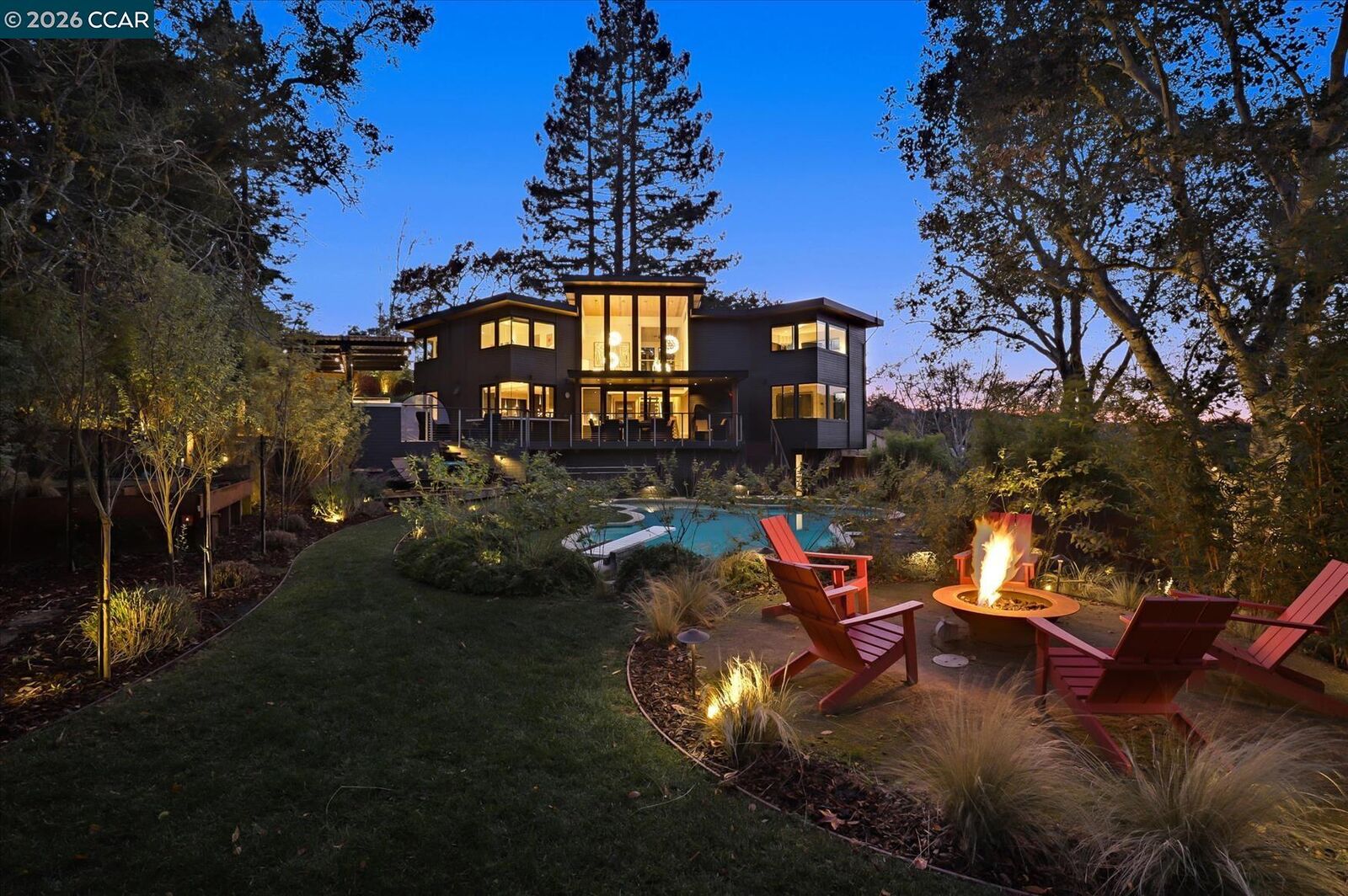 Property Photo:  32 Los Dedos Road  CA 94563 