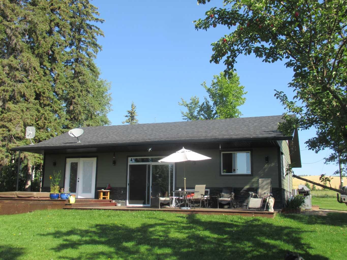 Property Photo: 2230 Rainy Creek Road Highway AB T0C 0J0