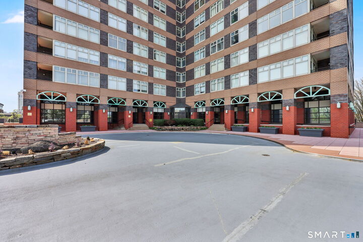 Property Photo:  235 East River Drive 502  CT 06108 