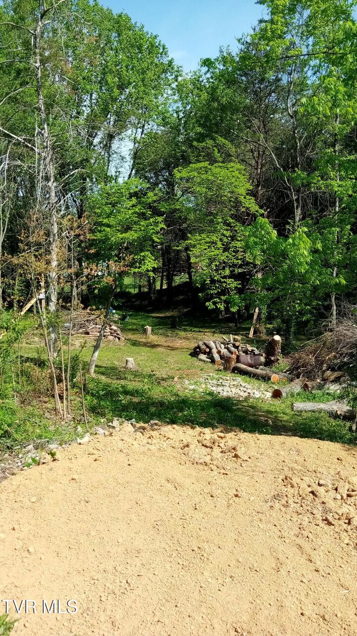 Property Photo:  655 Sioux Trail  TN 37743 