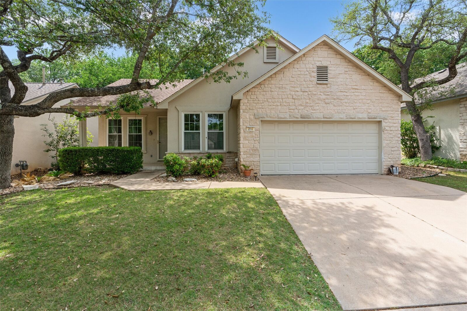 Property Photo:  214 Whispering Wind Drive  TX 78633 