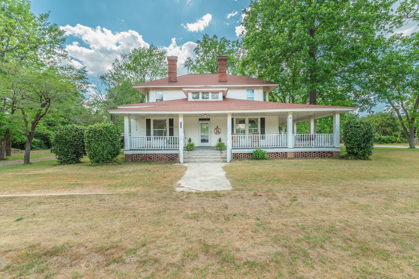 Property Photo:  310 Florida Street  SC 29146 