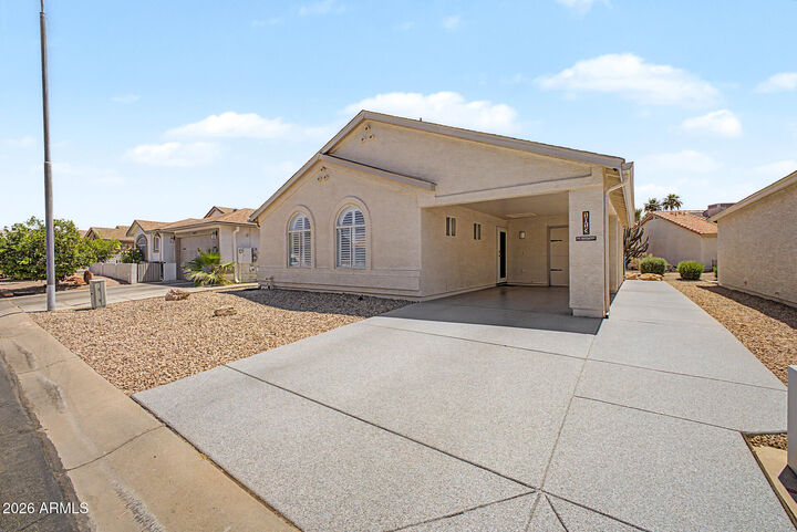 Property Photo:  1813 E Buena Vista Drive  AZ 85249 