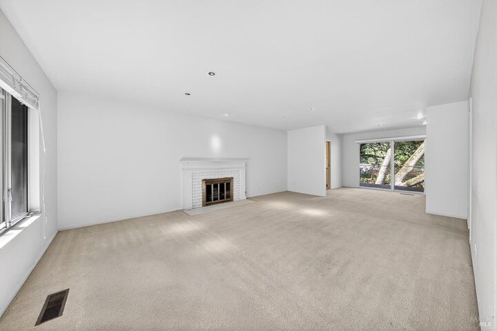 Property Photo:  6433 Mesa Oaks Lane  CA 95409 