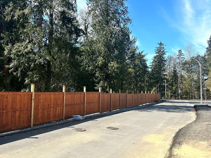 Property Photo: 33273 Macdonald Avenue BC V2V 6X9