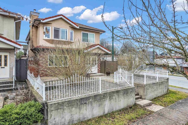 Property Photo: 2808 Horley Street BC V5R 4R9