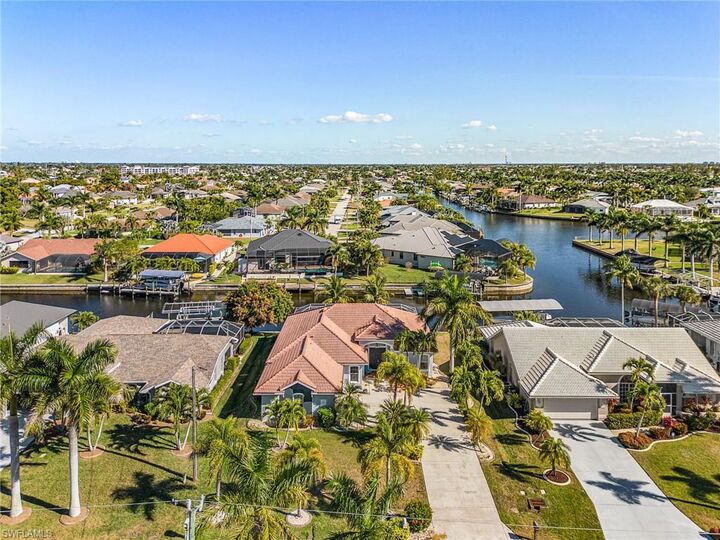 Property Photo:  4311 SW 25th Pl  FL 33914 