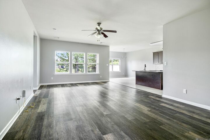 Property Photo:  10612 Braves Ave  LA 70726 