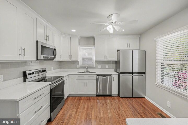 Property Photo:  64 Hillcrest Drive  VA 22556 