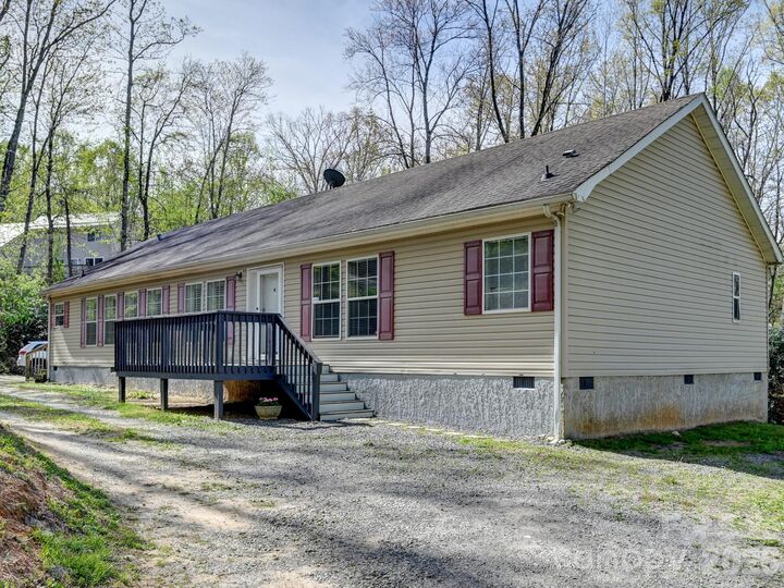 Property Photo:  119 Laurel Haven Road  NC 28730 
