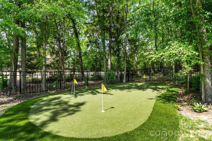 Property Photo:  14125 Shelburne Village Drive  NC 28278 