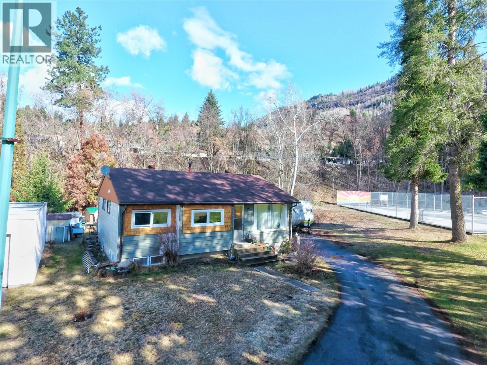Property Photo: 819 Glen Drive BC V1R 1B5