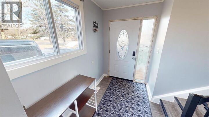 Property Photo: 427 4 Street AB T0J 0B0