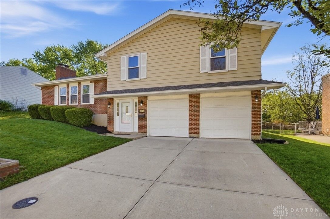 Property Photo:  5486 Corkhill Drive  OH 45424 