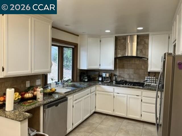 Property Photo:  4010 Woodside Ct  CA 94549 