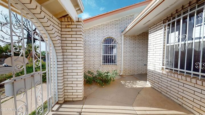 Property Photo: 6605 Morningside Circle TX 79904