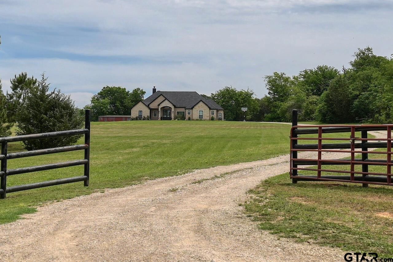 Property Photo:  14230 Cr 438  TX 75771 