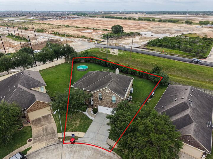 Property Photo:  21903 Castle Hawk Trail  TX 77407 
