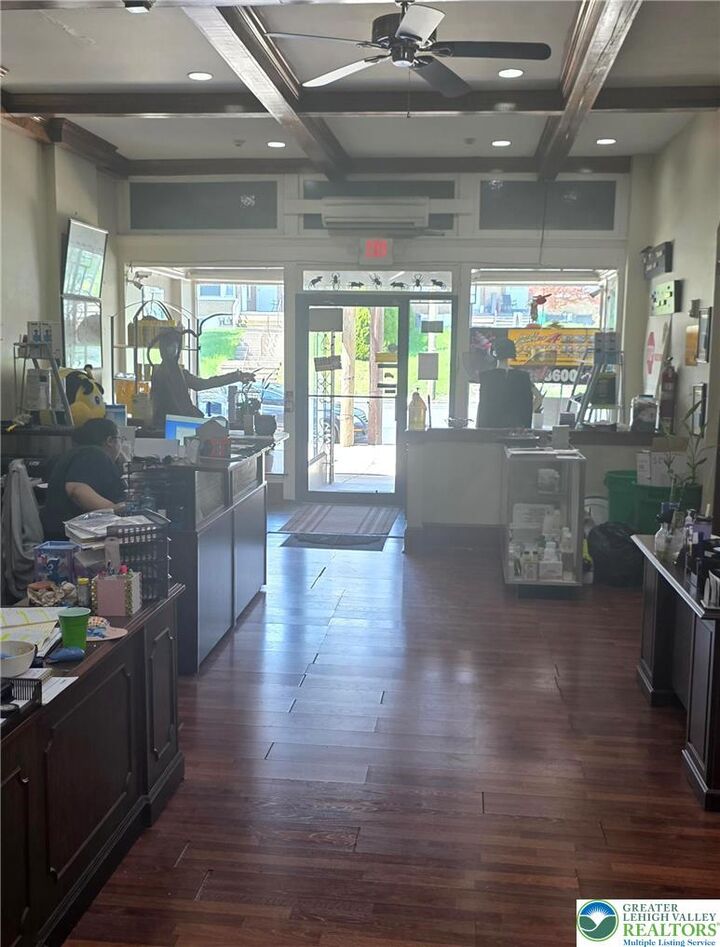 Property Photo:  630 Hanover Avenue  PA 18109 