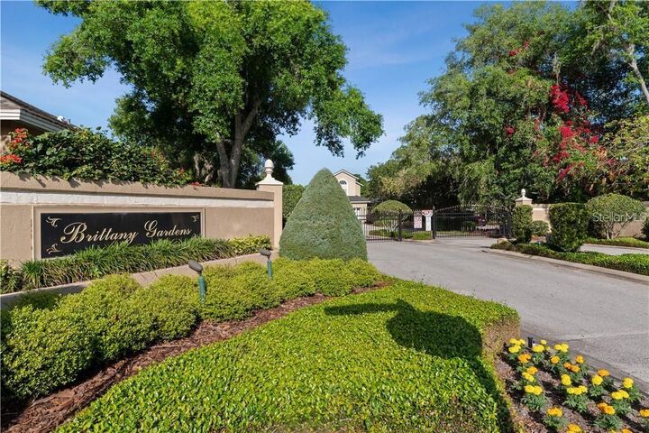 Property Photo:  2652 Queen Mary Place  FL 32751 