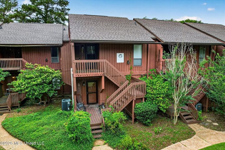 Property Photo:  238 Lakeside Villa  MS 39525 