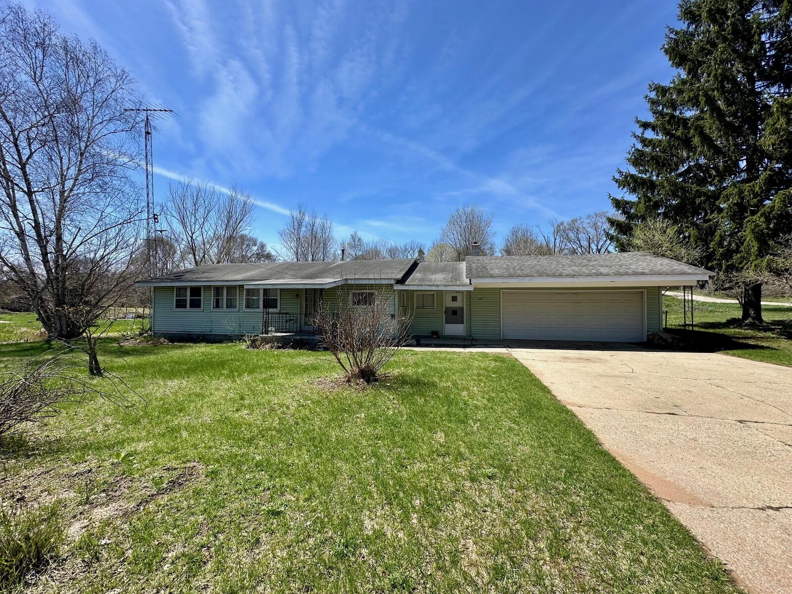 Property Photo:  271 McLaren Lake Road  MI 49421 