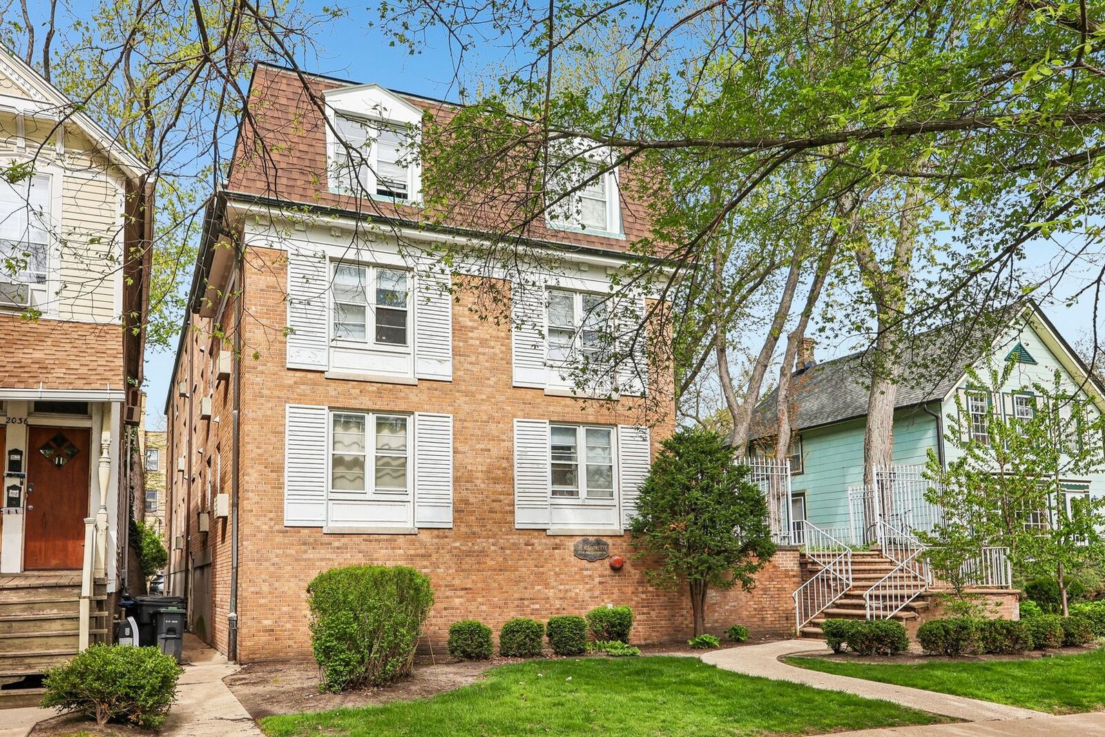 Property Photo:  2038 Sherman Avenue 3A  IL 60201 