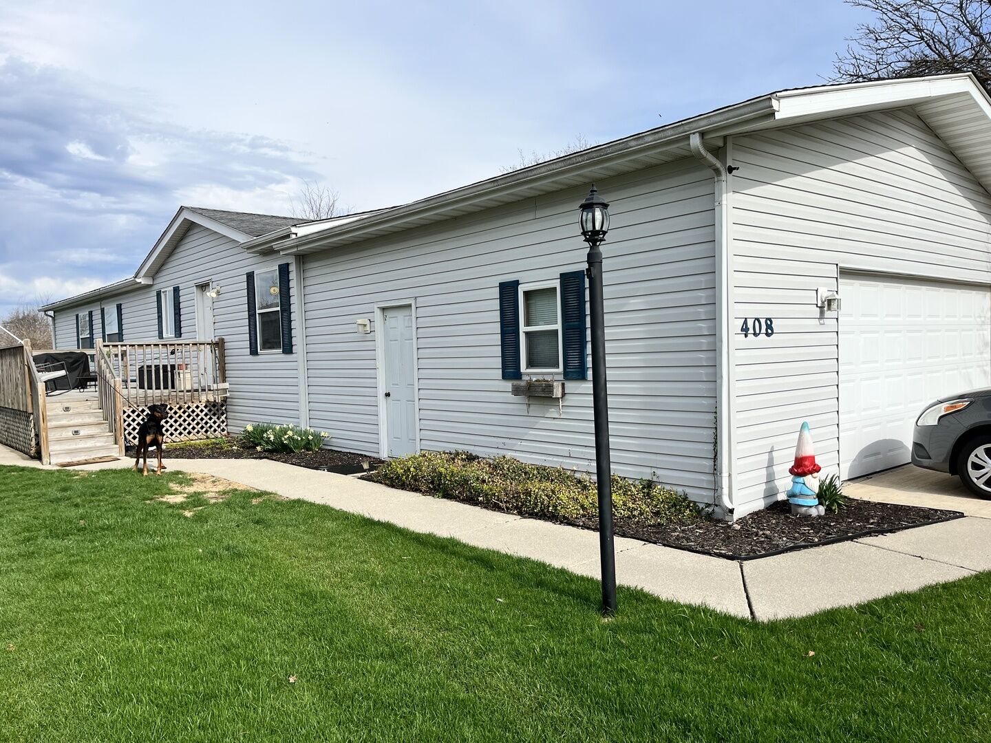 Property Photo:  408 E Wood Lane  IL 61008 