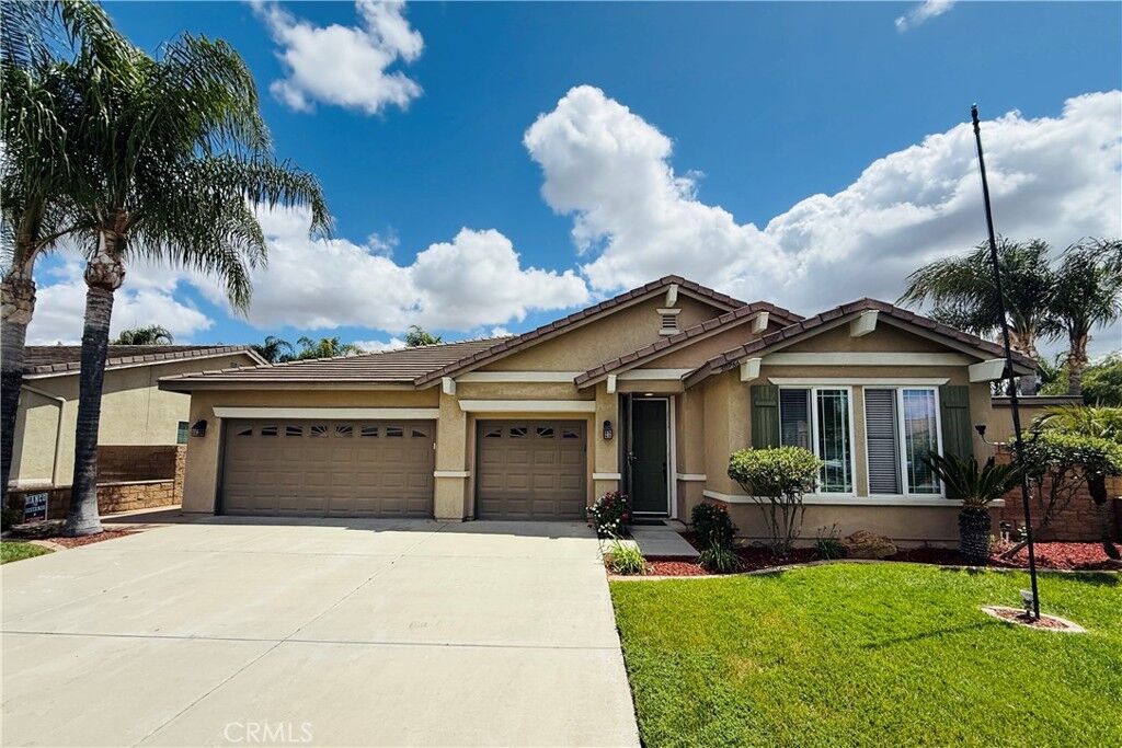 Property Photo:  30766 Desert Eagle  CA 92584 