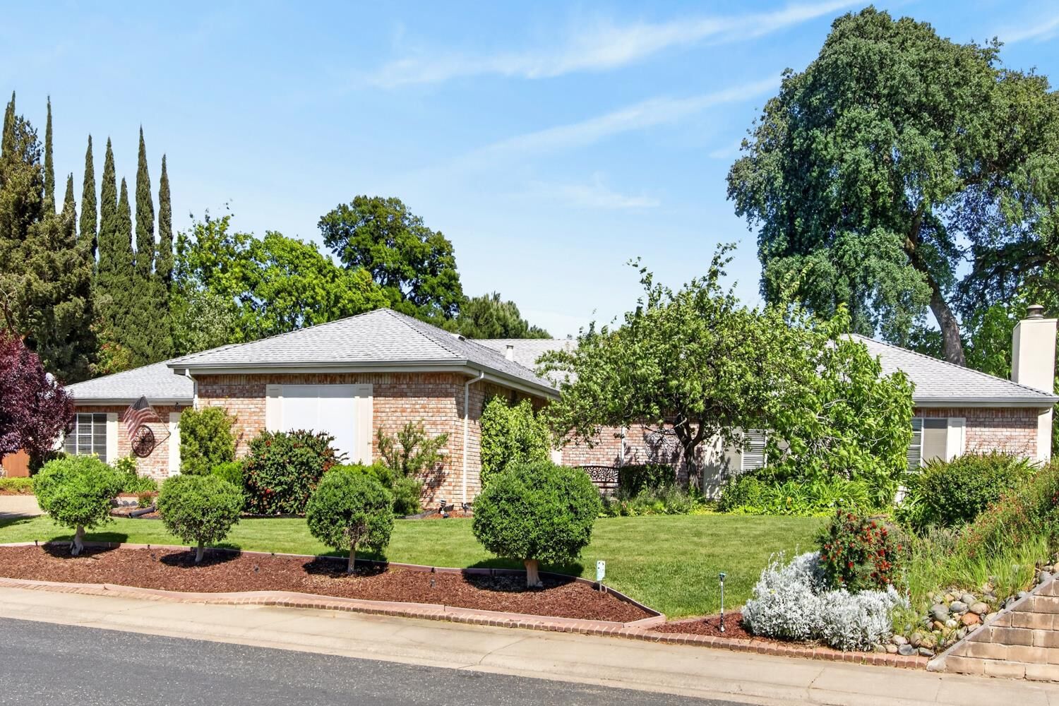 Property Photo:  226 Firestone Drive  CA 95678 