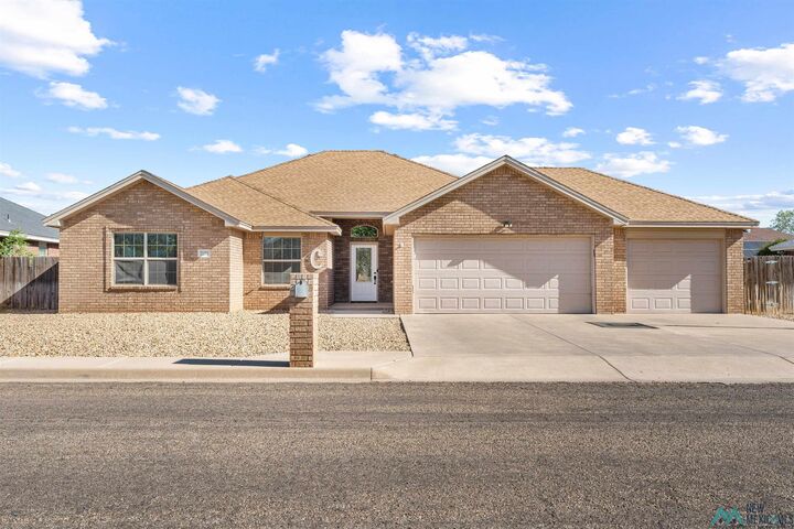 Property Photo:  2120 Howard Cowper Street  NM 88101 