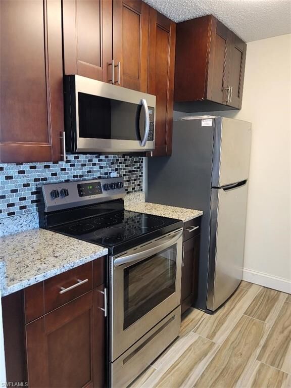 Property Photo: 190 Santa Clara Dr 190-4 FL 34104