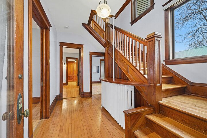 Property Photo:  204 Fir Avenue NW  MN 56069 