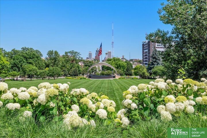 Property Photo:  200 S 31st Avenue 4602  NE 68131 