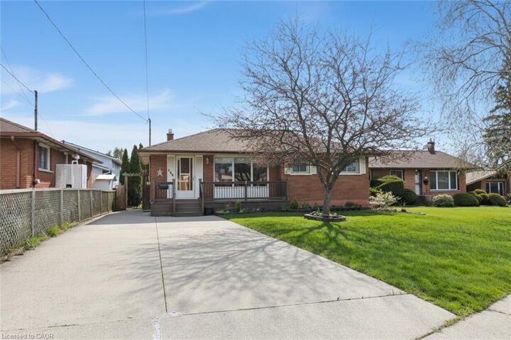 Property Photo:  158 Rykert Street  ON L2S 2B6 
