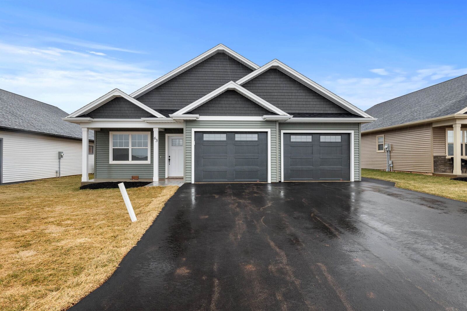 Property Photo:  63 Alice Avenue  PE C1C 0V4 
