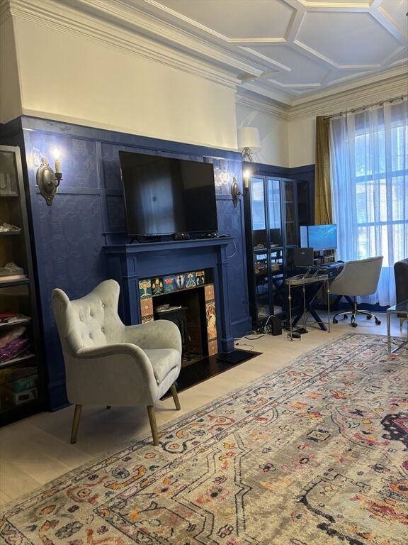 Property Photo:  189 Beacon 4  MA 02116 