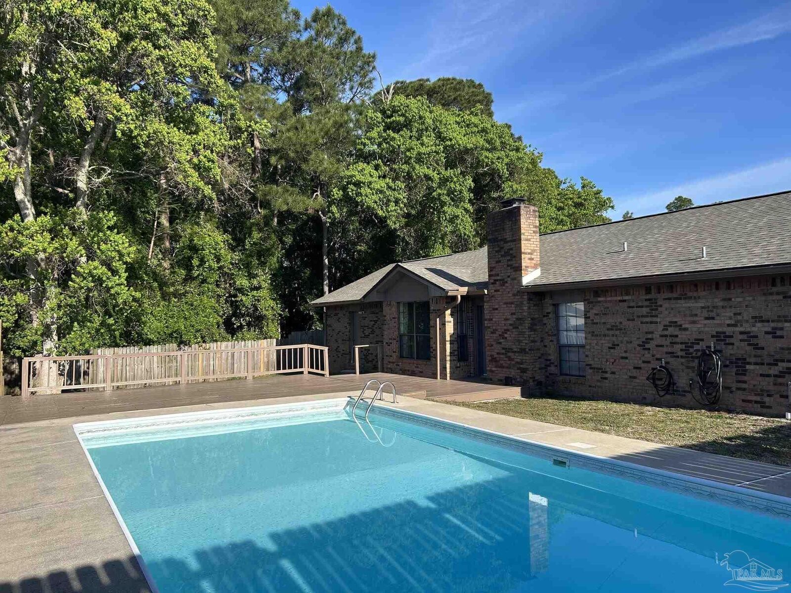 Property Photo:  151 Deville Dr  FL 32569 