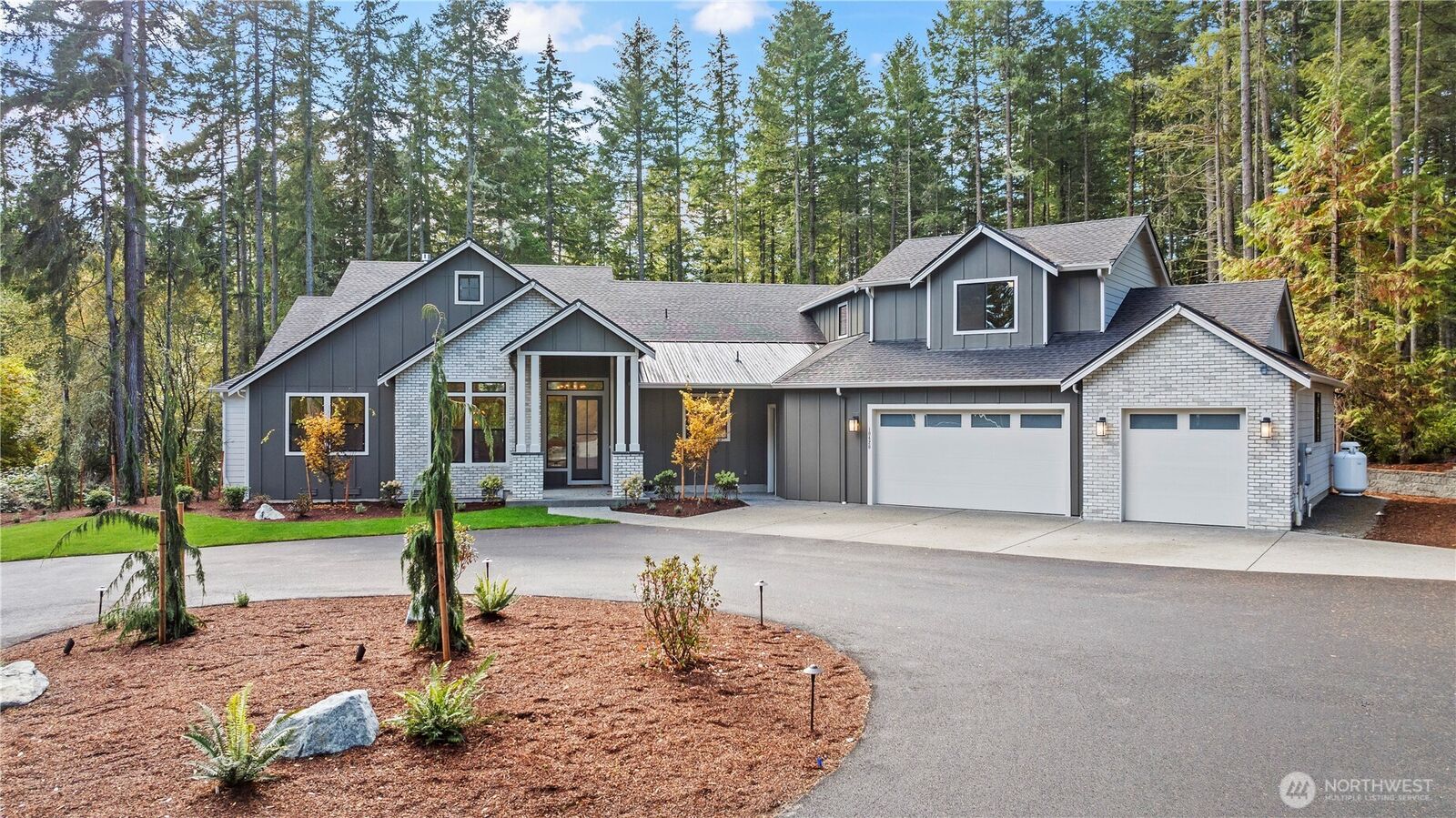 Property Photo:  10420  65th Avenue Ct NW  WA 98332 