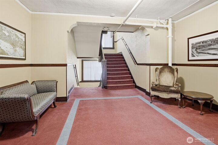 Property Photo:  1107 E Denny Way A5  WA 98122 