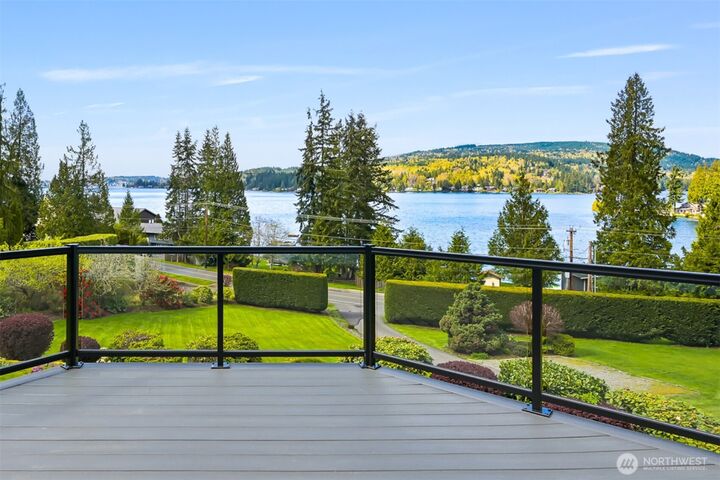 Property Photo:  2651  Lake Whatcom Boulevard  WA 98229 