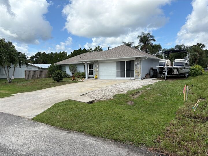 Property Photo:  1086 Phelps Street  FL 32958 